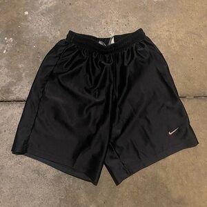 Men’s Mesh Nike Athletic Shorts, Size 2-3XL
